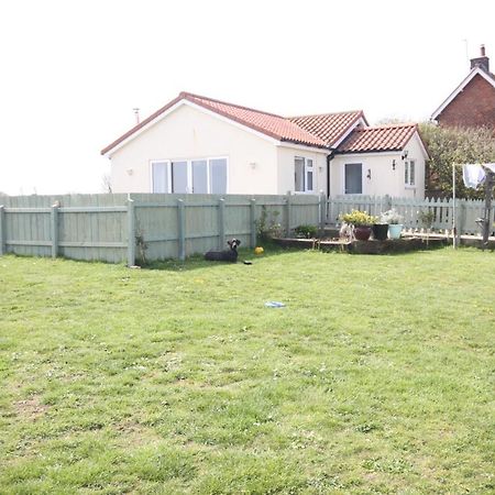 Sea View Bungalow Villa Mappleton  Esterno foto